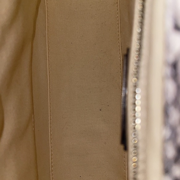 Tory Burch Fleming Snakeskin Embossed Leather convertible shoulder bag - Picture 7 of 7